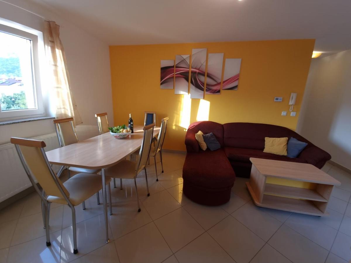 Apartments Kay Baška Esterno foto