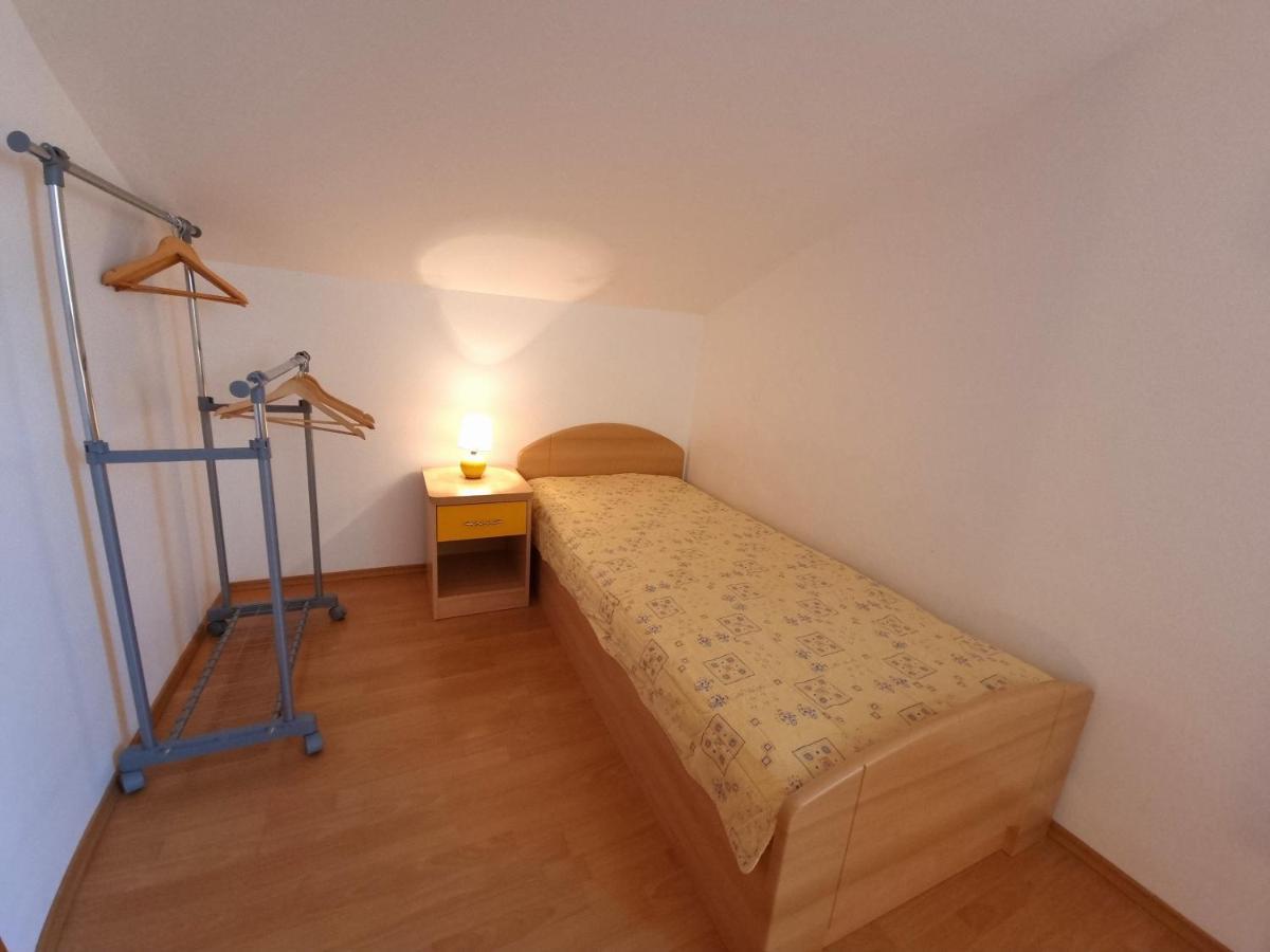 Apartments Kay Baška Esterno foto